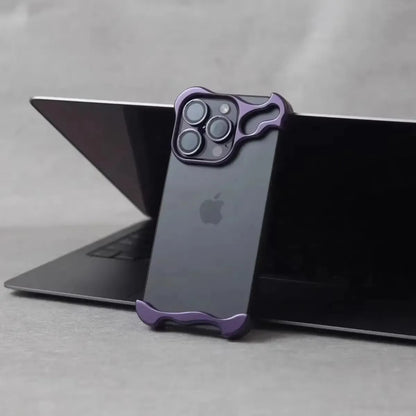 Minimalistic Bump Case